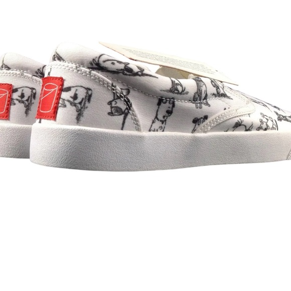 Bucket Feet Artist Designed - Picture 3 of 10